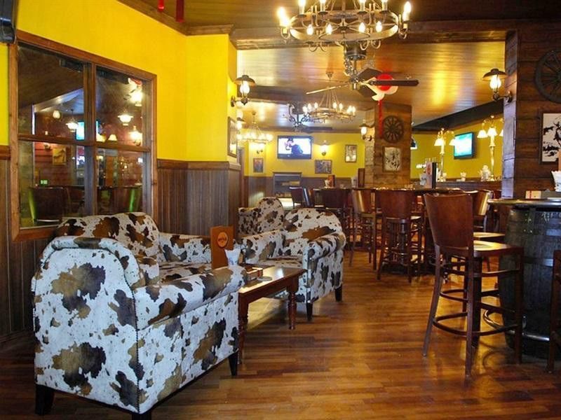 Hotel Ramee California